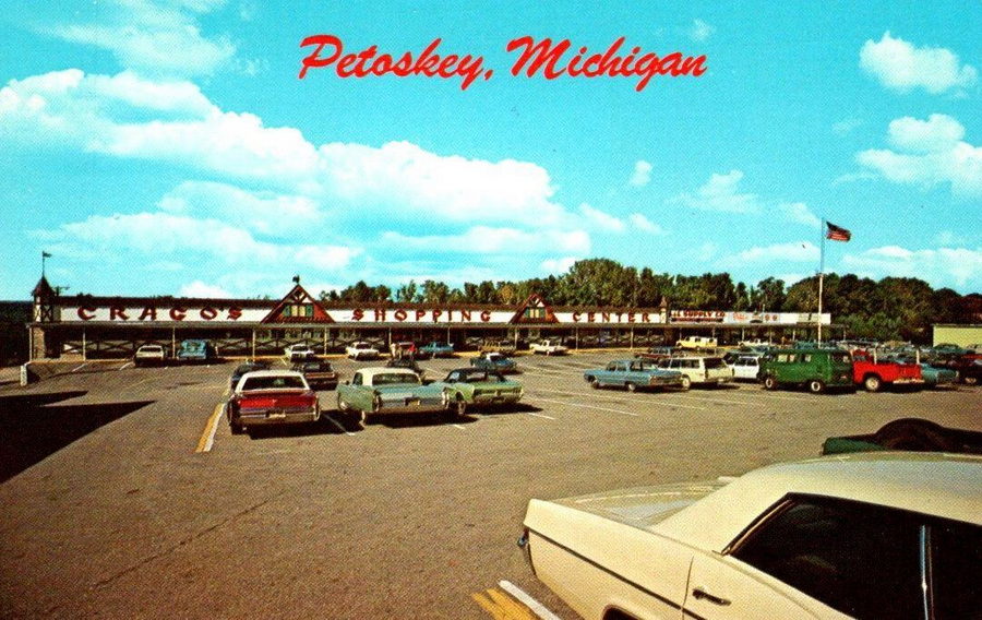 Cragos Shopping Center - Old Post Card (newer photo)